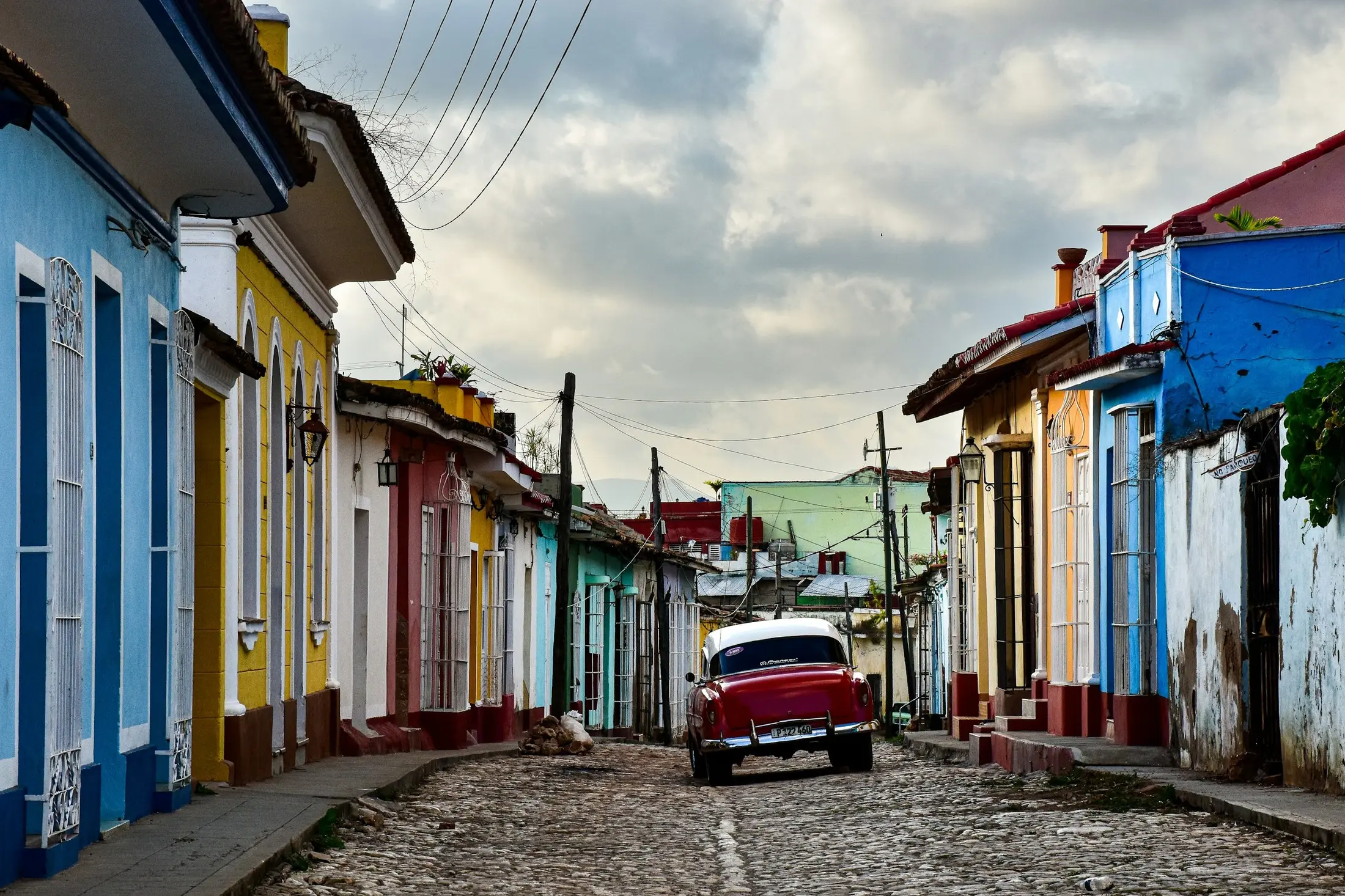 Cobblestone streets and pastel colonial mansions in Trinidad