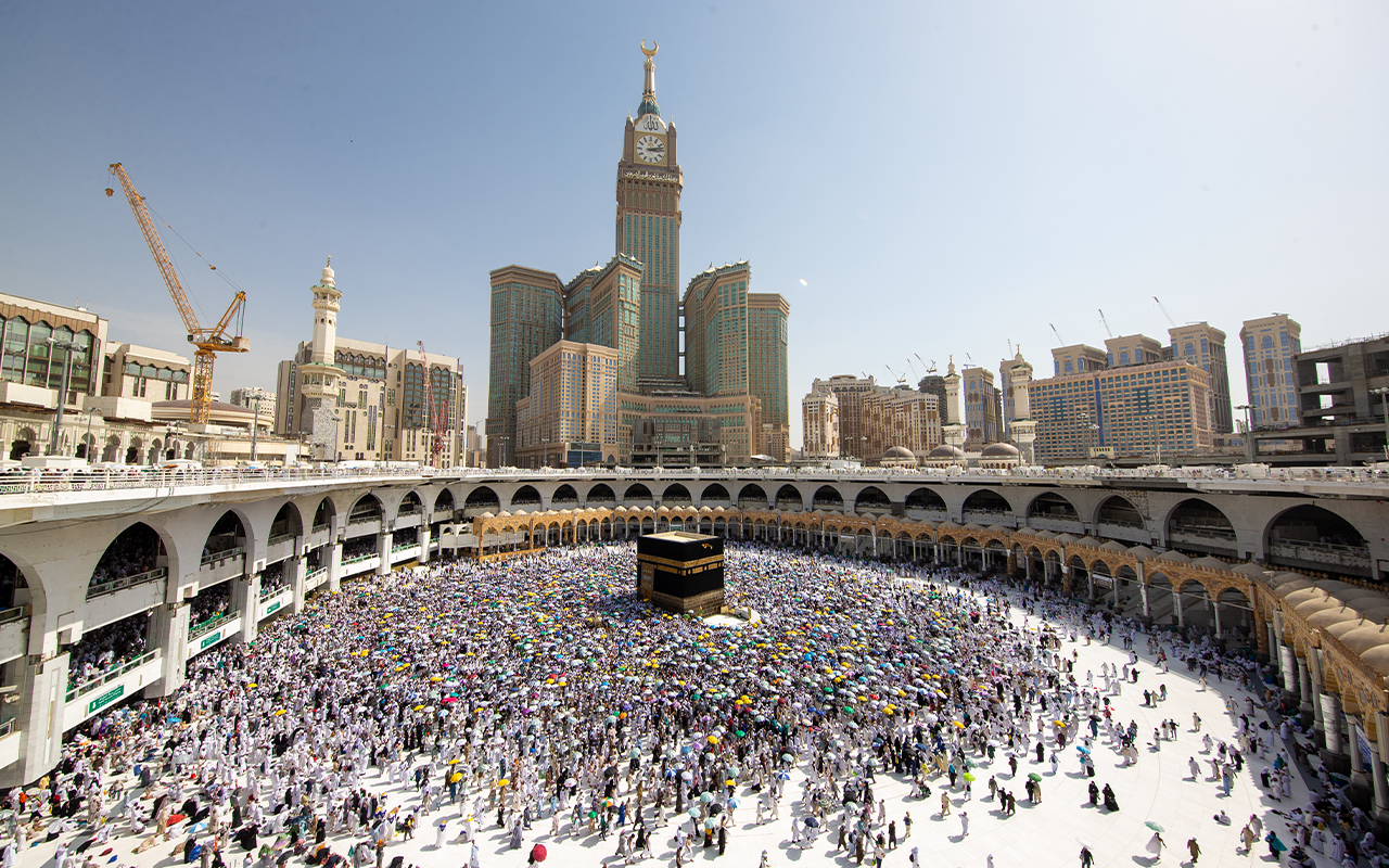 Masjid al-Haram surrounding the Holy Kaaba in Makkah